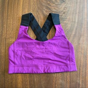 Lululemon sports bra